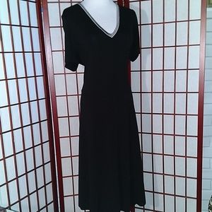 Jones New York Knit V-neck Casual Dress no belt